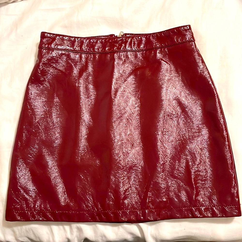 Patent skirt